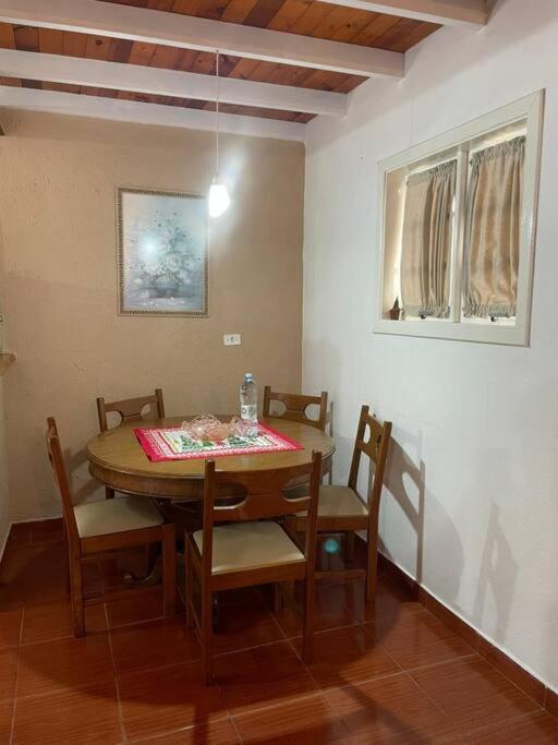 Casa Cerejeiras Holiday home *